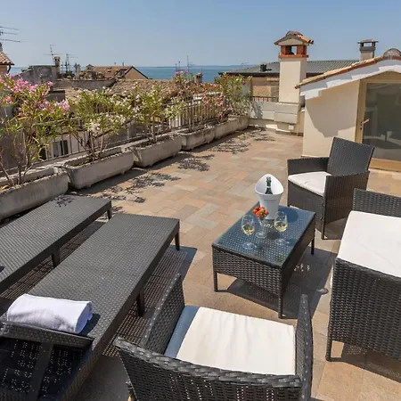 Corte Realdi 2* Garda (Verona)